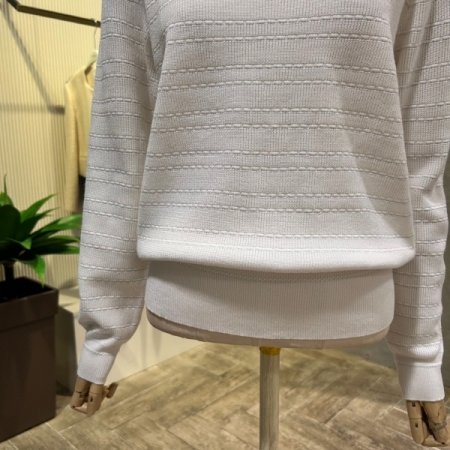 펄 라인 라운드 니트