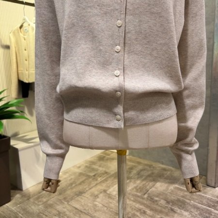 크롭 V넥 단추 가디건