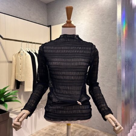 입체 패턴 시스루 티셔츠