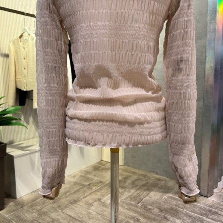 입체 패턴 시스루 티셔츠