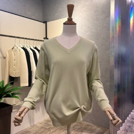 베이직 V넥 니트