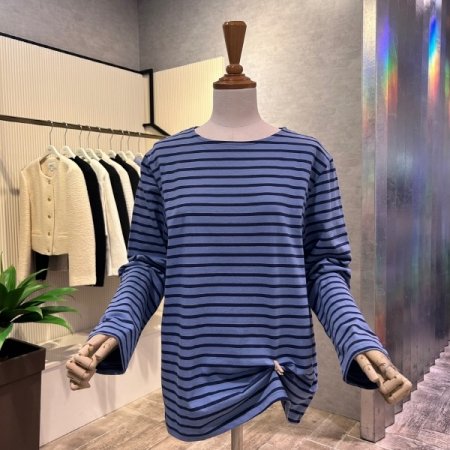 라운드 스트라이프 티셔츠