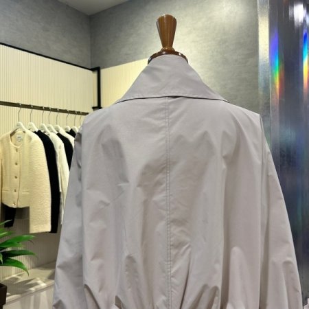 빅카라 나그랑 지퍼 점퍼