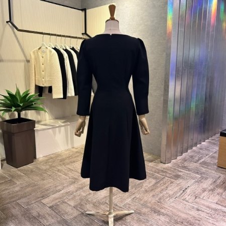 퍼프 볼륨 소매 A라인 미디 원피스