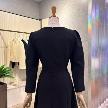 퍼프 볼륨 소매 A라인 미디 원피스