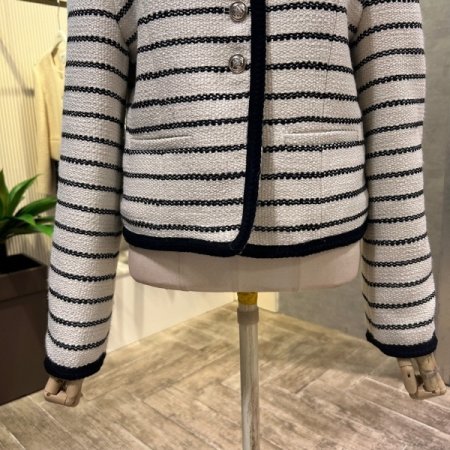 라인 배색 트위드 자켓