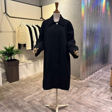 박시 카라 트렌치 코트