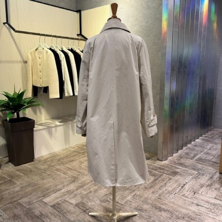 박시 카라 트렌치 코트