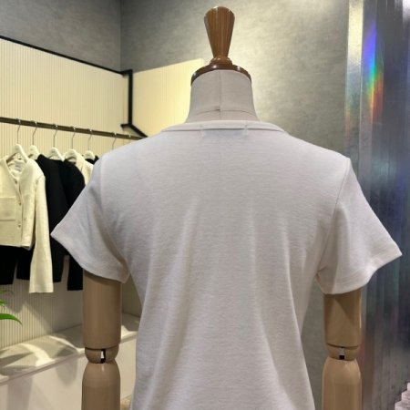 크롭 라운드 티셔츠