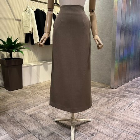 다트 H라인 롱 스커트