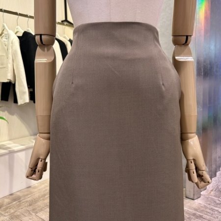 다트 H라인 롱 스커트