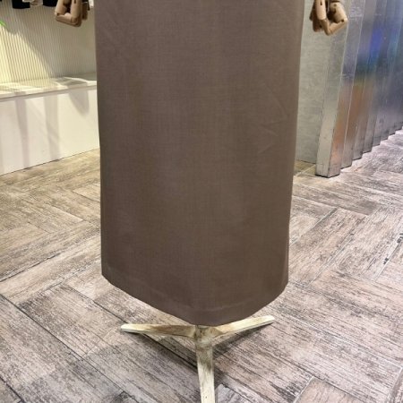 다트 H라인 롱 스커트