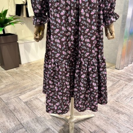 플라워 프릴 카라 롱 원피스