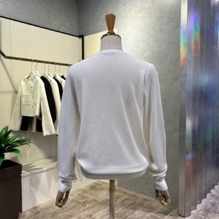 베이직 라운드 니트