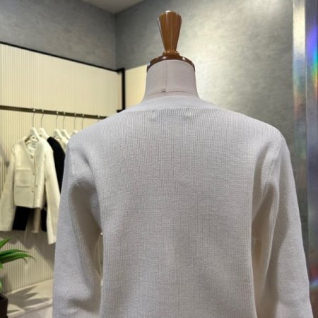 은장 버튼 골지 브이넥 가디건