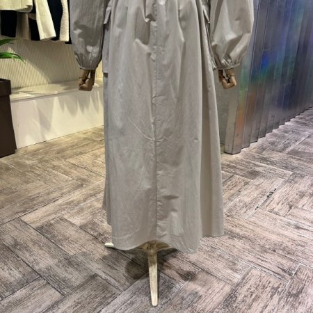 라은드 셔링 스트랩 포켓 롱 원피스