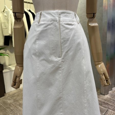 다트 라인 면 롱 스커트