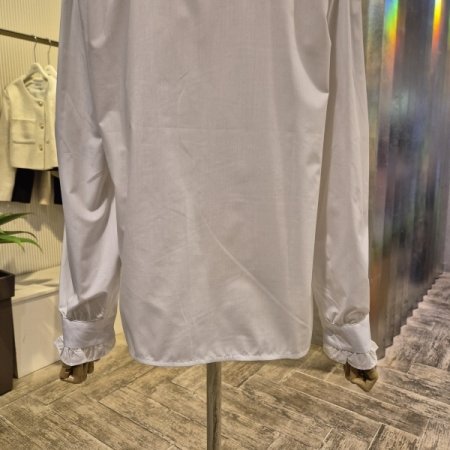 레이스 자수 프릴 블라우스