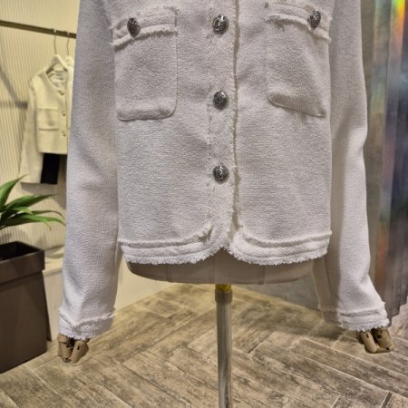 부클 배색 라운드 트위드 재킷