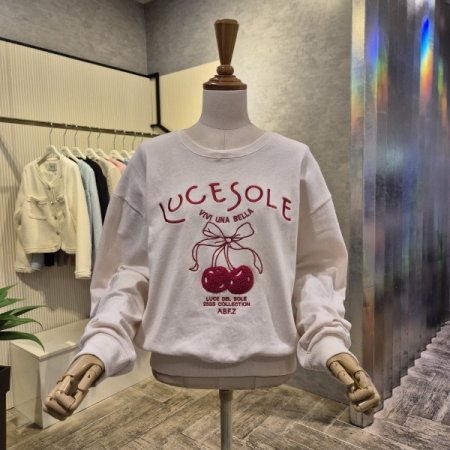 자수 레터링 라운드 티셔츠