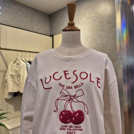 자수 레터링 라운드 티셔츠