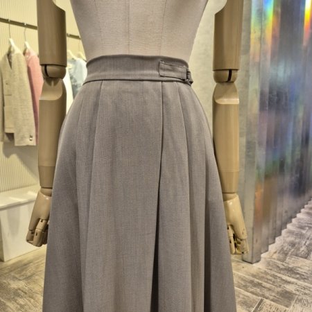 백 밴딩 플리츠 롱 스커트