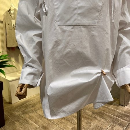 나그랑 트임 후드 셔츠