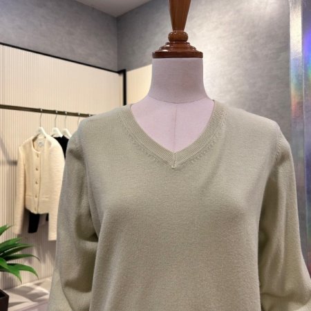 컬러 베이직 브이넥 니트