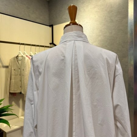 백 스트링 언발 포켓 점퍼