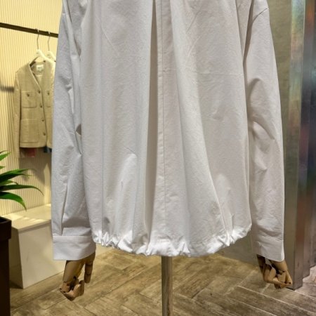 백 스트링 언발 포켓 점퍼