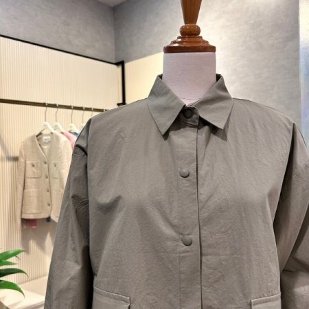 언발 포켓 백 스트링 점퍼