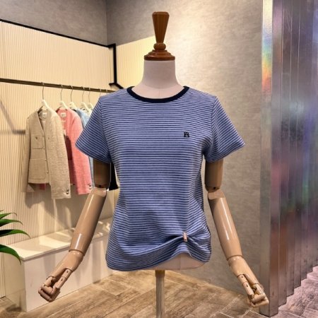 라운드 스트라이프 티셔츠