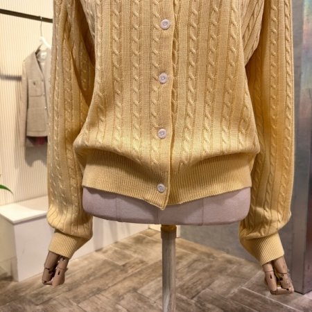 컬러 꽈배기 라운드 가디건