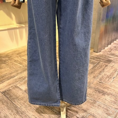 원턱 백 밴딩 데님 팬츠