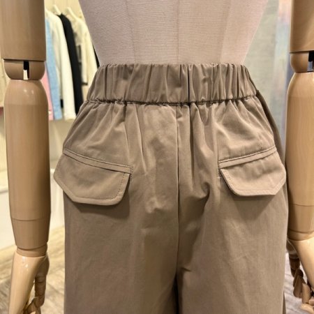 백 밴딩 투턱 반바지