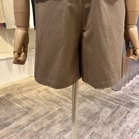 백 밴딩 투턱 반바지