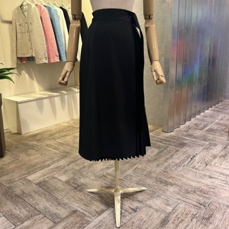 플리츠 랩 롱 스커트