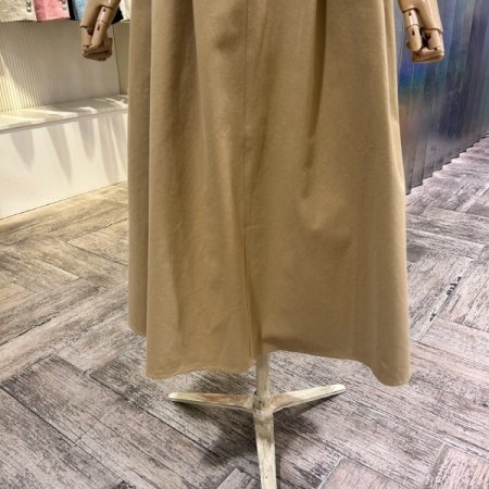 투턱 백 밴딩 면 롱 스커트