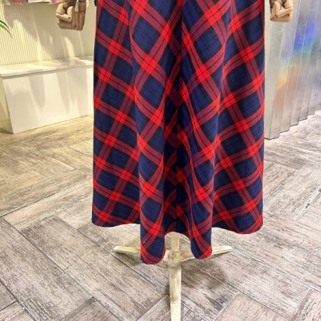 플레어 체크 롱 스커트