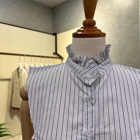 프릴 넥 케이프