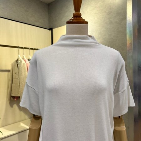 반폴라 반팔 티셔츠