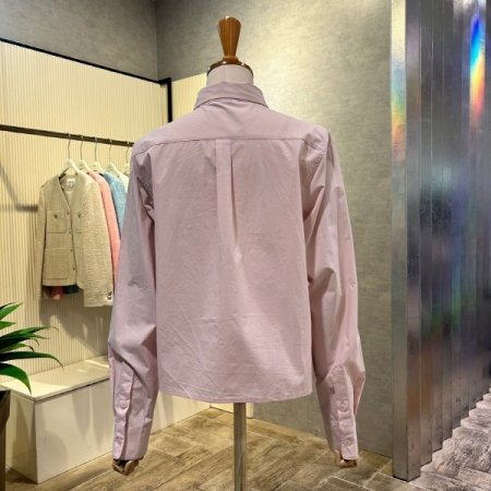 크롭 자수 마크 셔츠