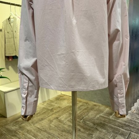 크롭 자수 마크 셔츠