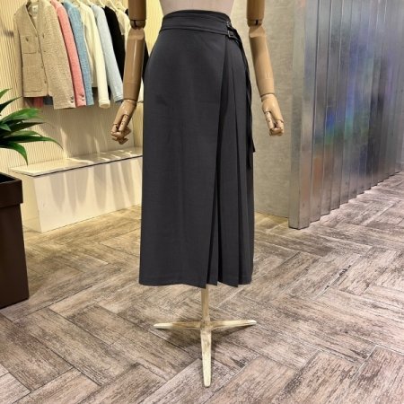 플리츠 벨트 랩 롱 스커트