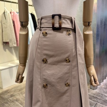 백 밴딩 더블 단추 벨트 롱 스커트