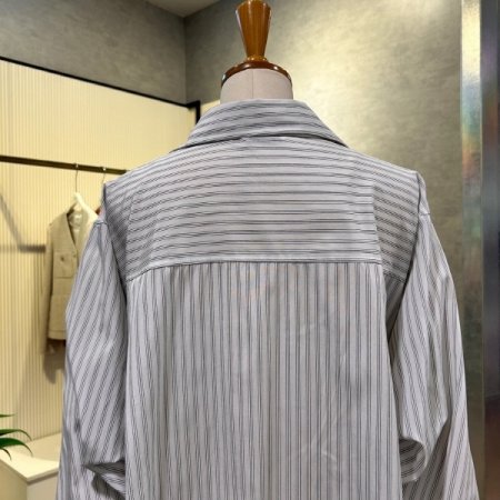 볼륨 나그랑 스트라이프 셔츠
