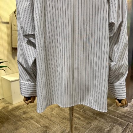 볼륨 나그랑 스트라이프 셔츠