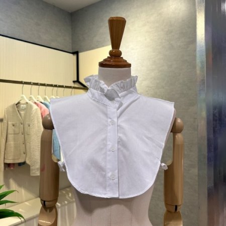 케이프 프릴 넥 블라우스