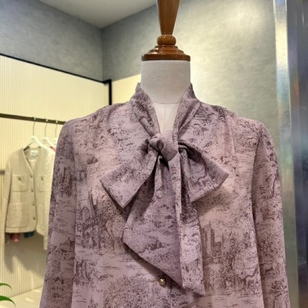 나염 프린트 타이 블라우스