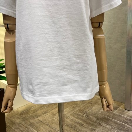 베이직 자수 마크 티셔츠